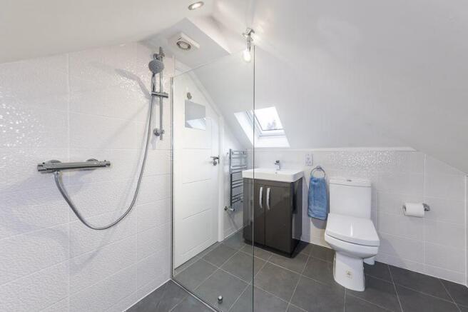 SECOND FLOOR SHOWER ROOM