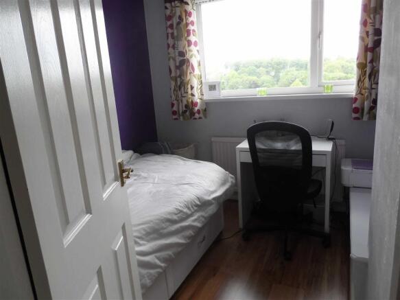 Bedroom no.3 front: