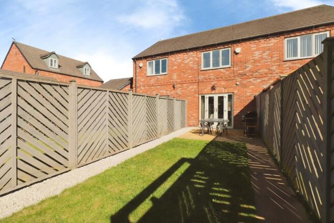 2 bed Terraced for sale Image 10