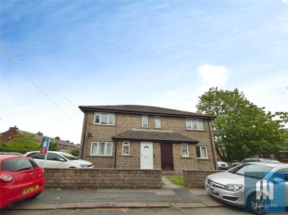 1 bed Apartment to rent Image 12