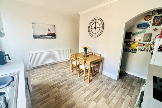 2 bed Terraced for sale Image 5
