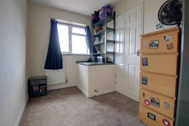 4 bed Semi-Detached for sale Image 10