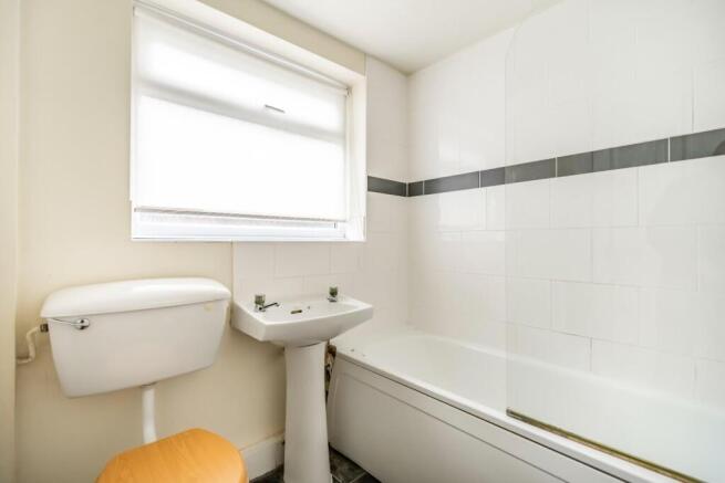 2 bed Terraced for sale Image 11