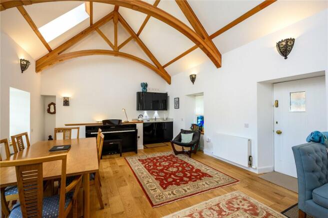 Sitting/Dining Room