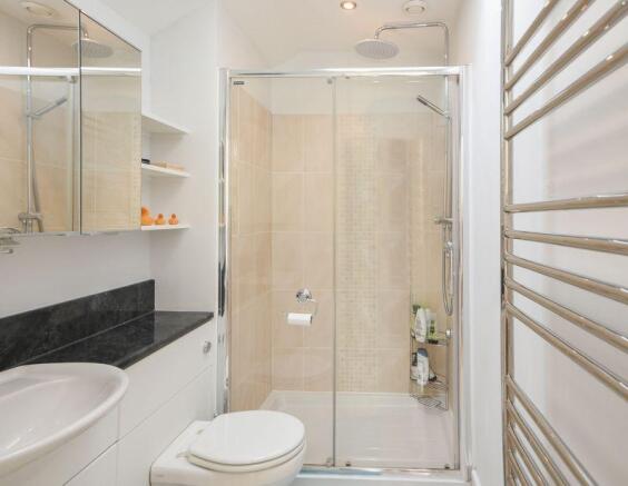 Master En-Suite