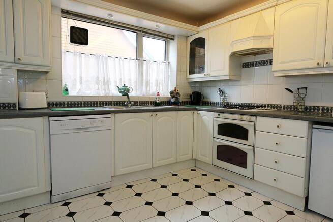 Kitchen 06.JPG