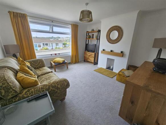 Living Room.jpg