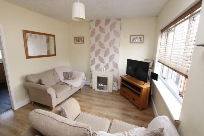 lounge photo 2