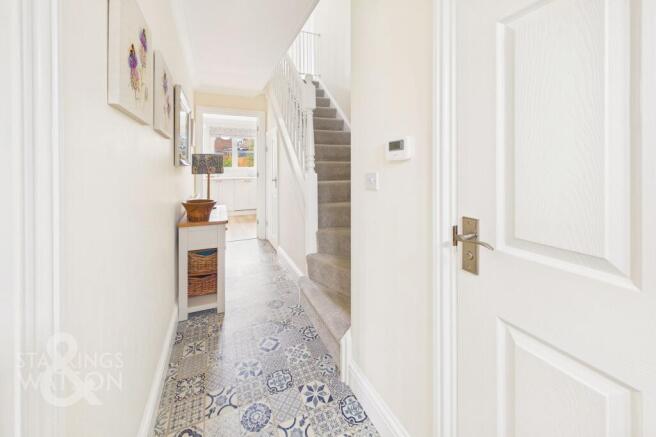 Bromedale Avenue, Mulbarton, Norwich photo 4
