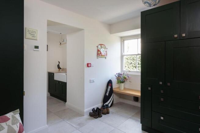 6 bed Character Property for sale Image 5