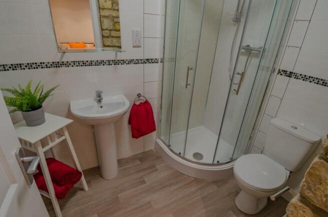 Room 1 En-Suite