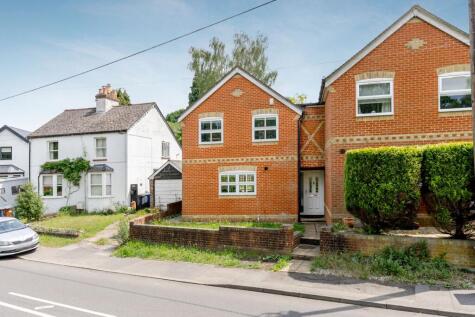 Long Hill Road, Ascot, SL5