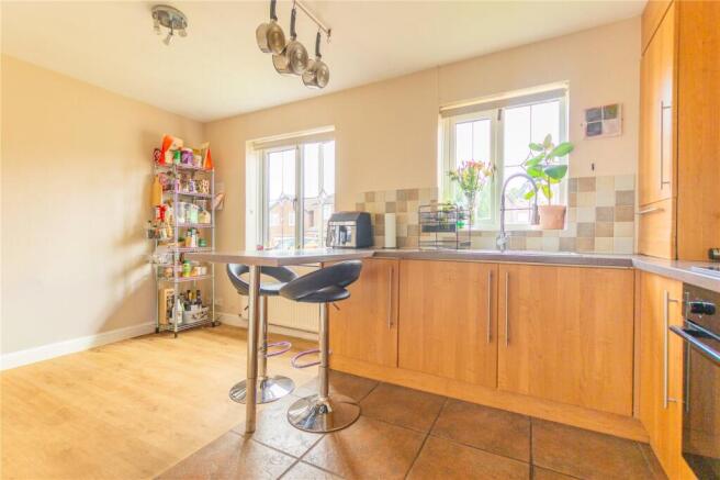 3 bed Semi-Detached for sale Image 7