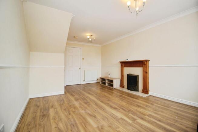 2 bed Semi-Detached for sale Image 5