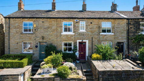 Moor Lane, Gomersal BD19