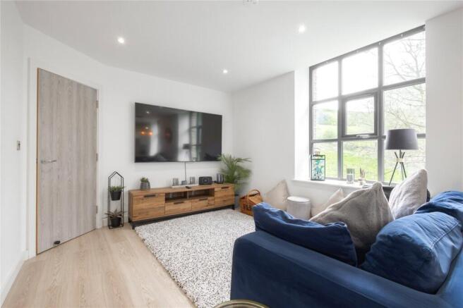 2 bed Apartment for sale Image 7