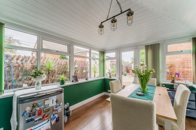 3 bed Semi-Detached for sale Image 12