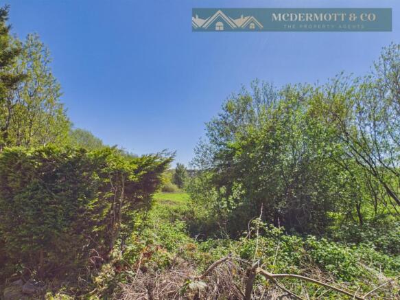 3 bed Terraced for sale Image 11