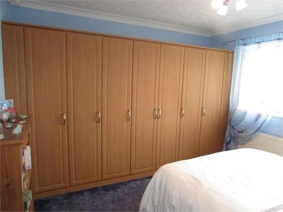 2 bed Detached Bungalow for sale Image 10