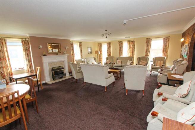Resident's Lounge.jpg