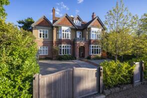 16 Ambleside, Blatchington Road, Tunbridge Wells TN2 5EG