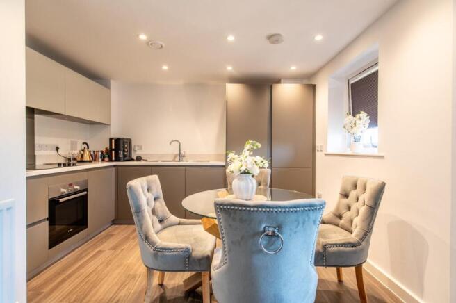 Kitchen & Dining Area