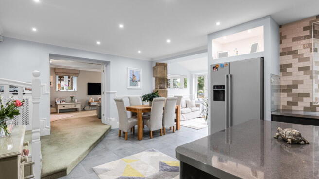 4 bed Barn Conversion for sale Image 12