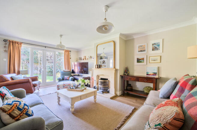 1438942-37-69d4e3...