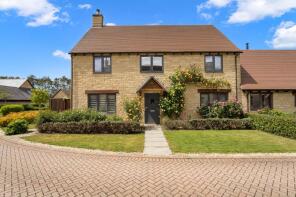 4, Park Farm Place, Witney OX29 5BF