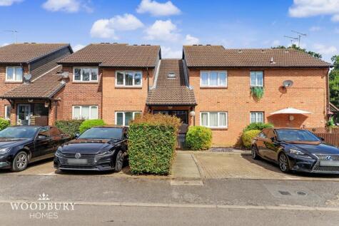 Hereward Green, Loughton, IG10