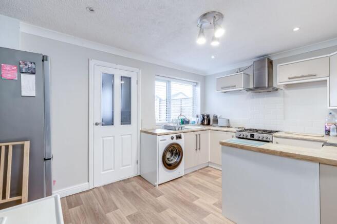 3 bed Terraced for sale Image 8