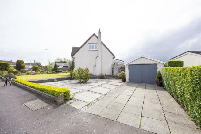 7_ADAMSLIE_CRESCENT_KIRKINTILLOCH_008.JPG