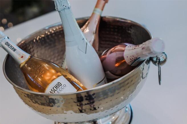 Champagne Decoration
