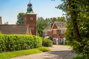 Loxwood Hall West, Guildford Road, Billingshurst RH14 0QP