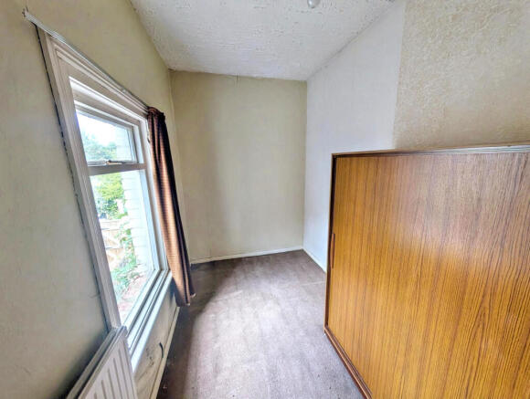 3 bed Terraced for sale Image 11