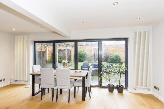 Living/Dining Area