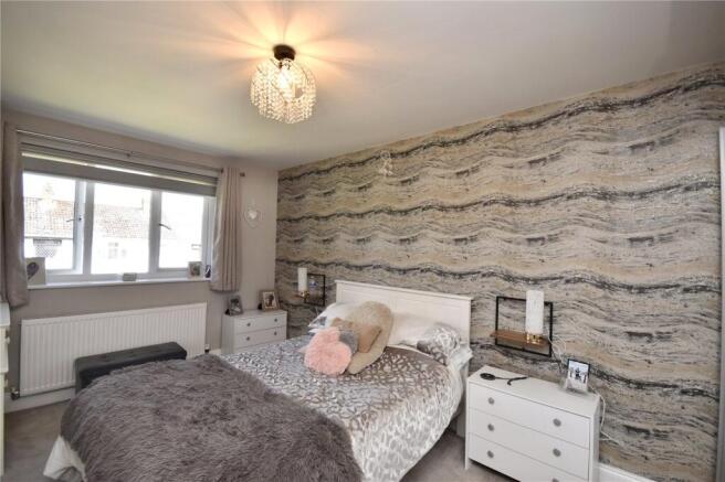 3 bed Terraced for sale Image 9