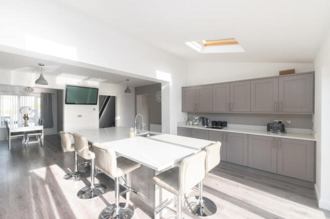 Kitchen 5