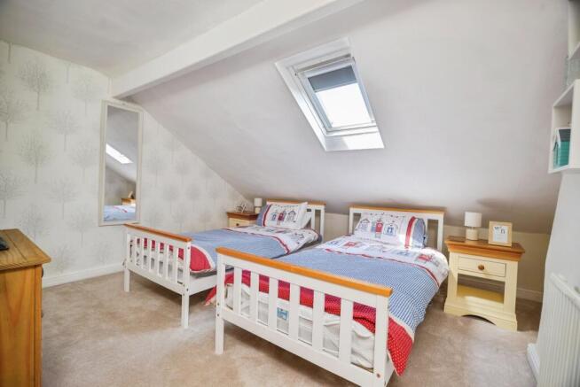 4 bed Terraced for sale Image 10