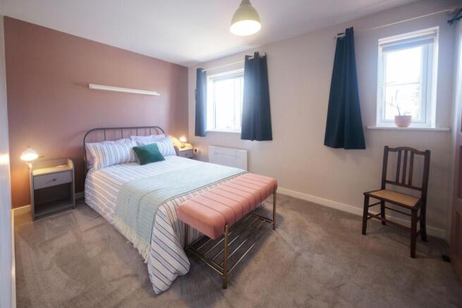 2 bed Town House for sale Image 10
