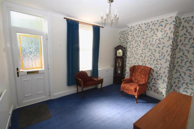 SITTING ROOM