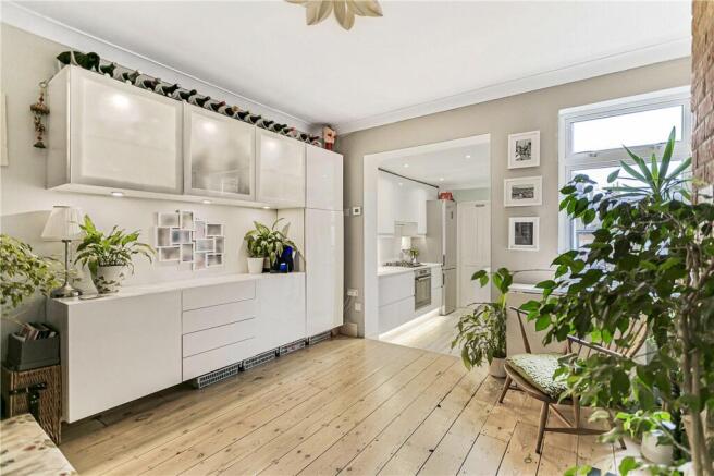 Dining/Kitchen