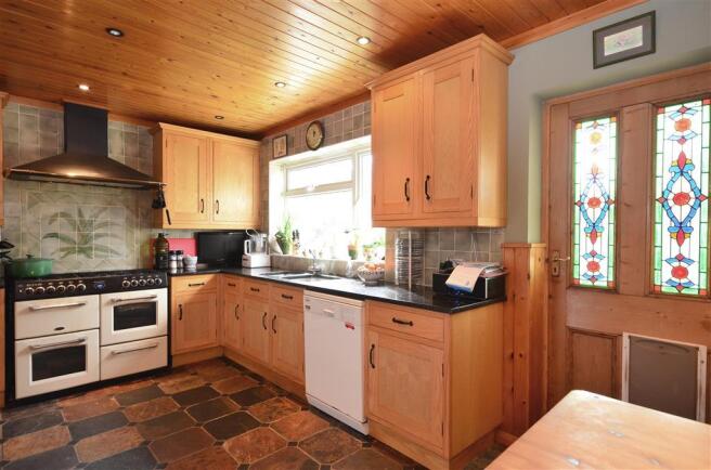 Kitchen/Breakfast Room