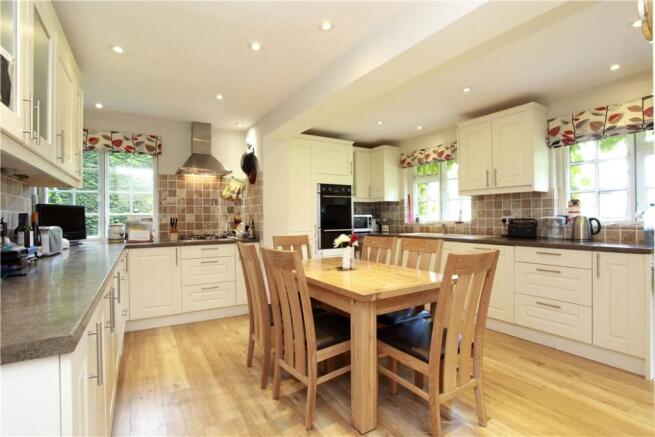 Kitchen / Breakfast