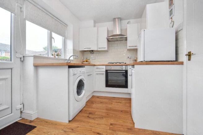 2 bed Terraced for sale Image 5