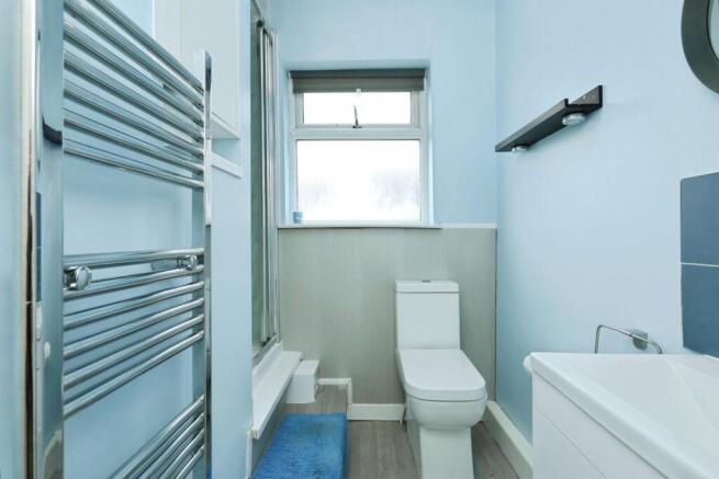 2 bed Terraced to rent Image 11