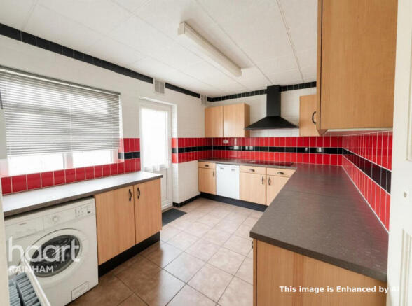 Ingrebourne Road, Rainham photo 4