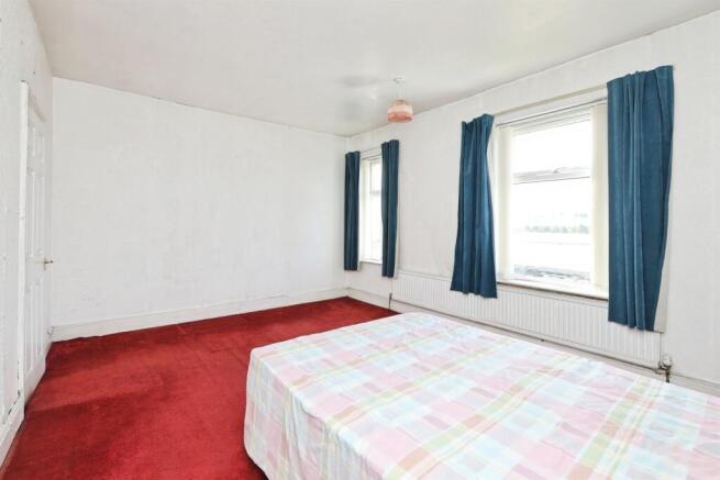 2 bed Terraced for sale Image 10