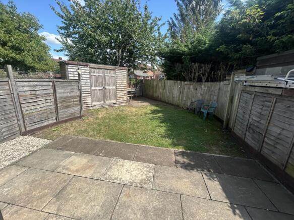 2 bed Flat to rent Image 8