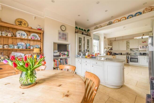 Kitchen/Breakfast Rm